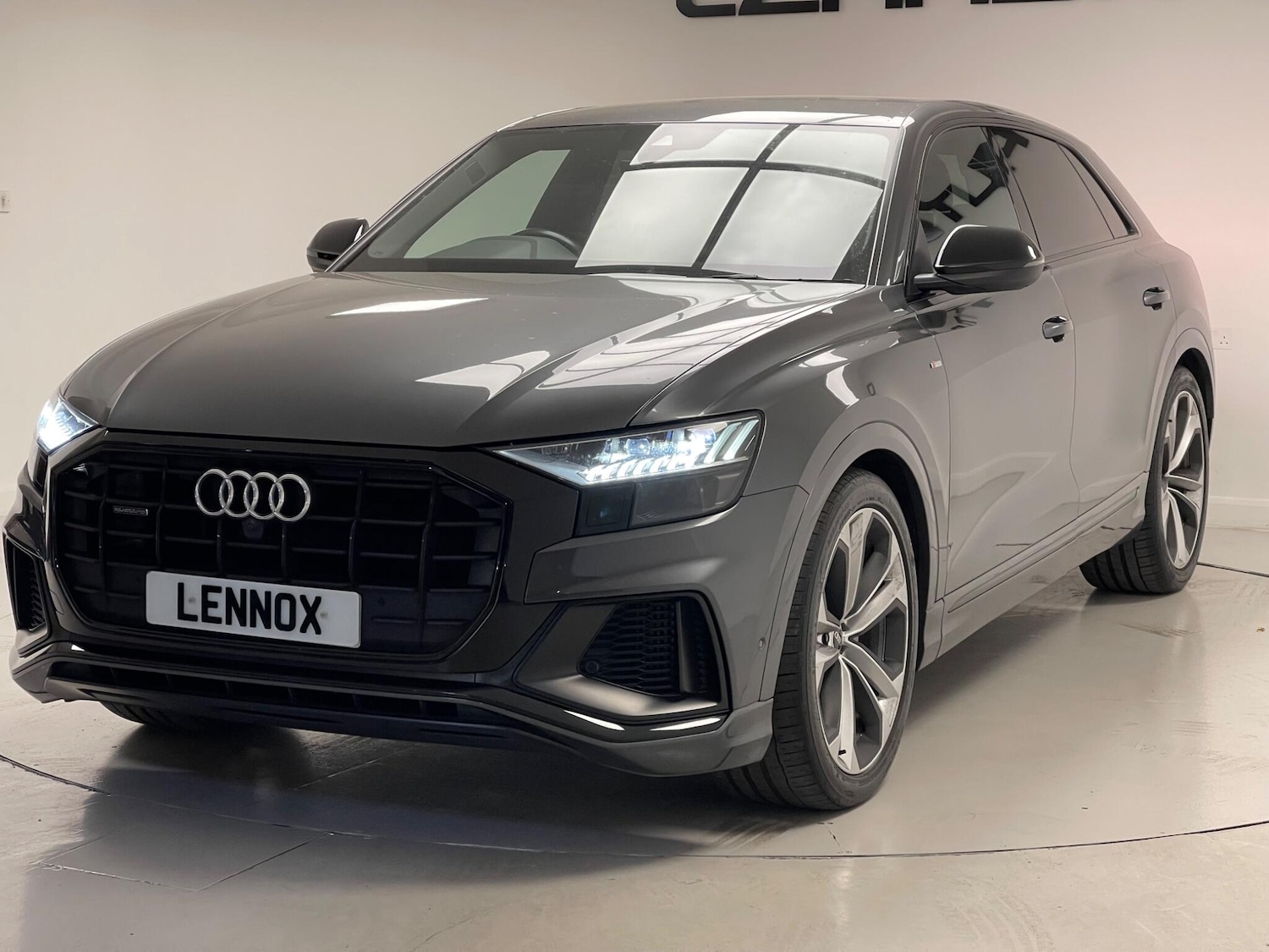 Used Audi Q8 2021 for sale - 76389353: Photo 3