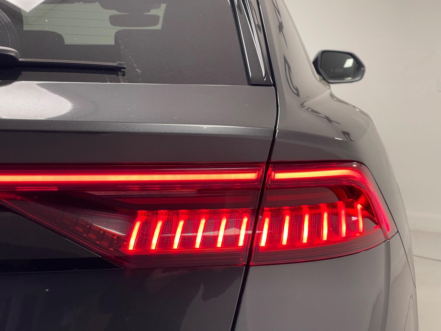 Used Audi Q8 2021 for sale - 76389353: Photo 42