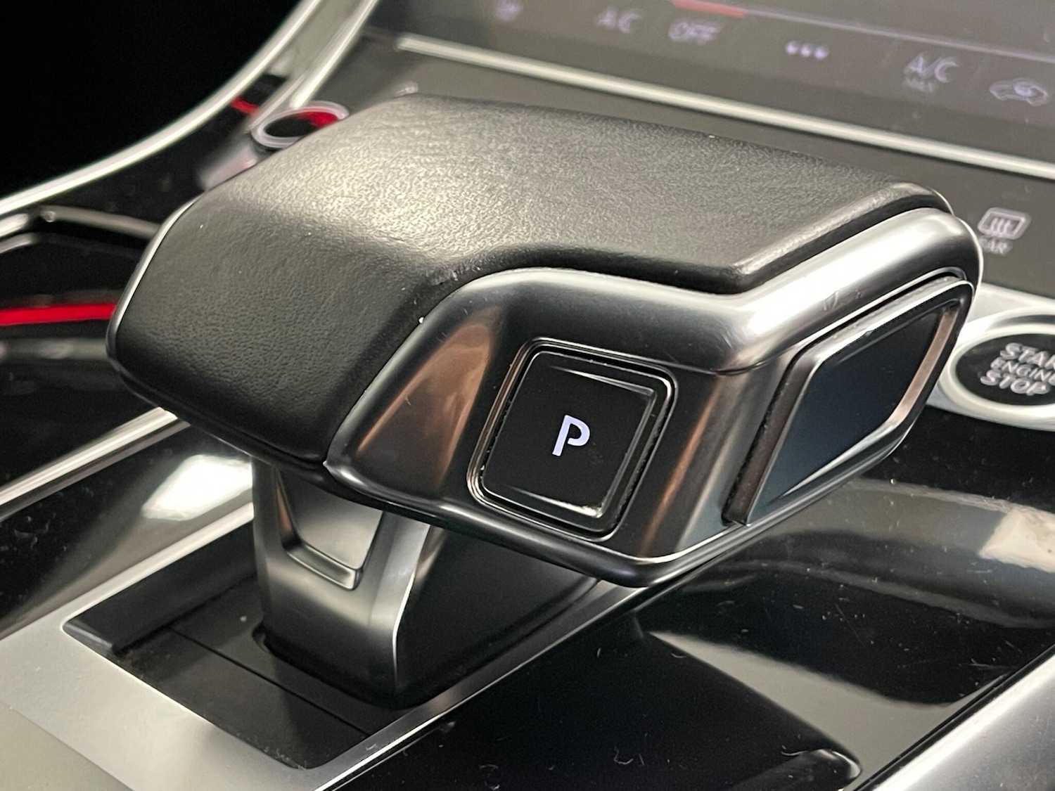 Used Audi Q8 2021 for sale - 76389353: Photo 55