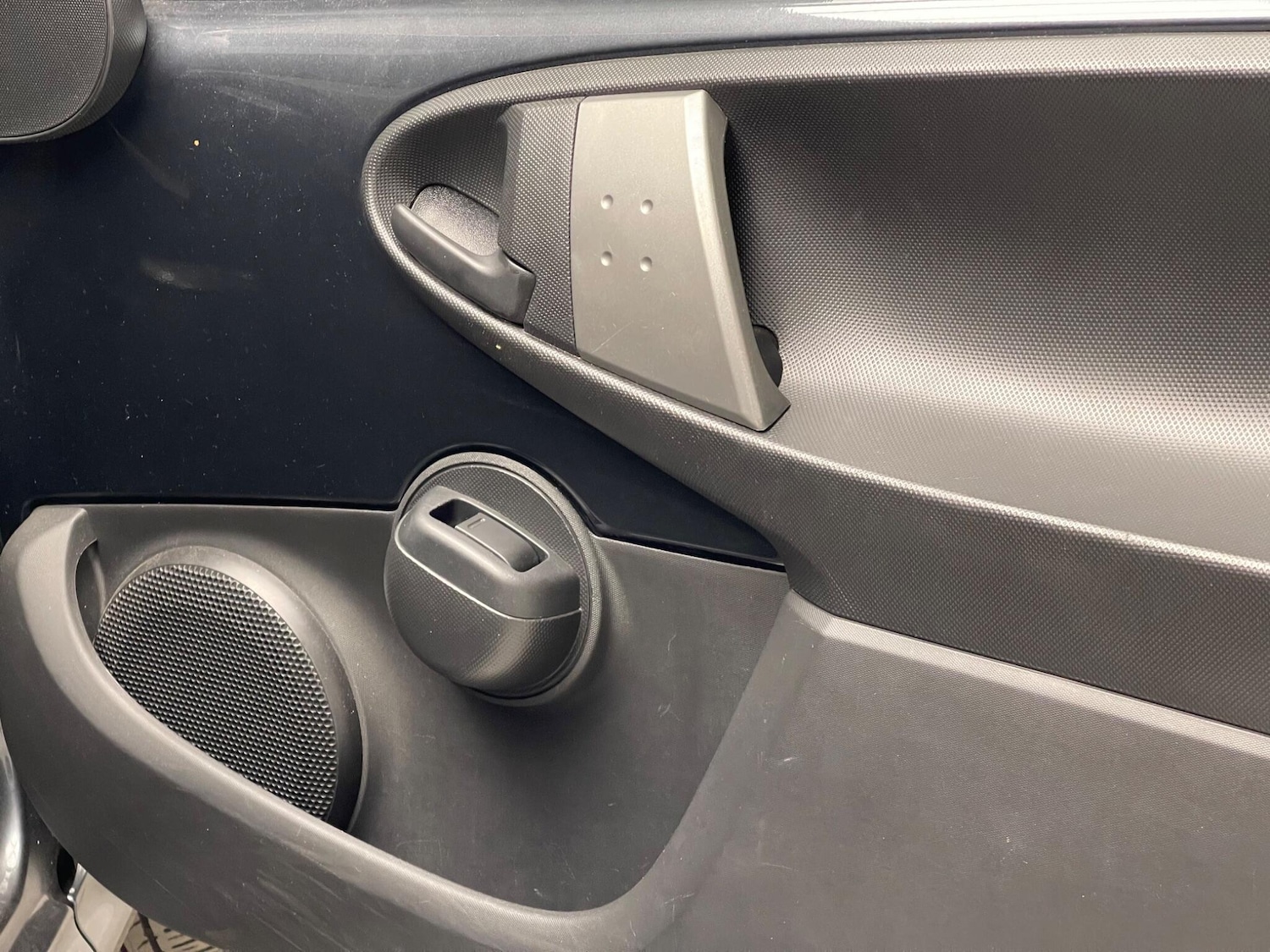 Used Peugeot 107 2012 for sale - 76389246: Photo 17