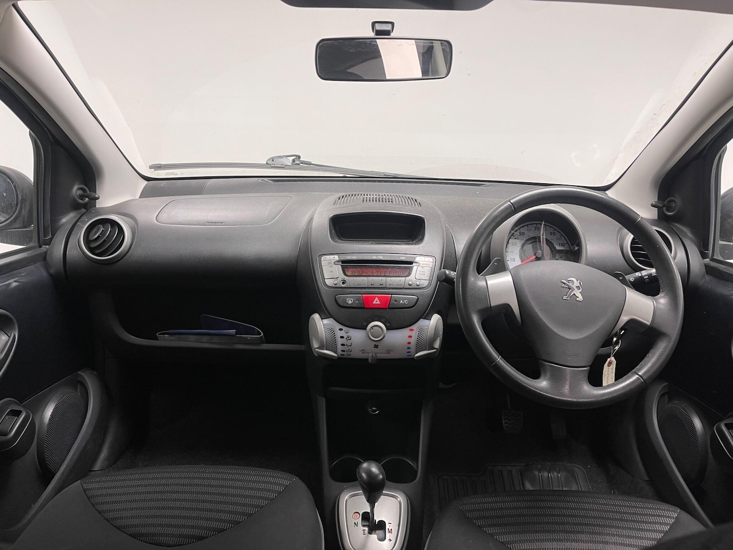 Used Peugeot 107 2012 for sale - 76389246: Photo 8