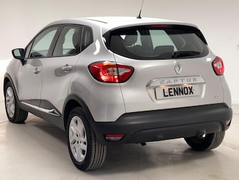 Used Renault Captur 2016 for sale - 77573966: Photo