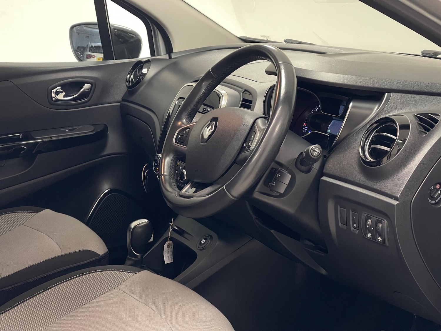 Used Renault Captur 2016 for sale - 77573966: Photo 7