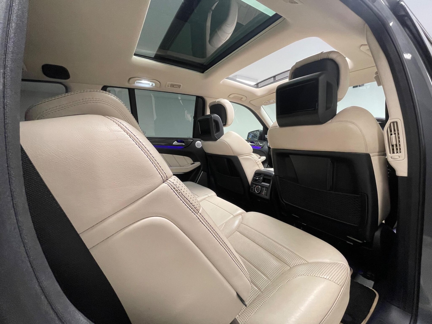 Used Mercedes-Benz GLS for sale - 77050171: Photo 14