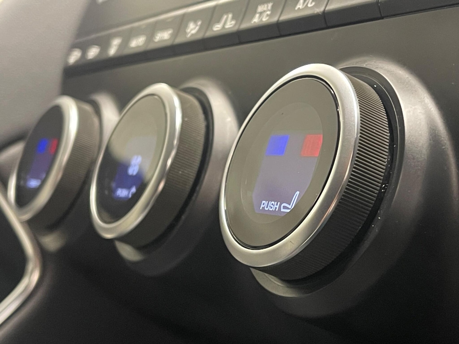 Used Jaguar E-Pace 2020 for sale - 76457085: Photo 17