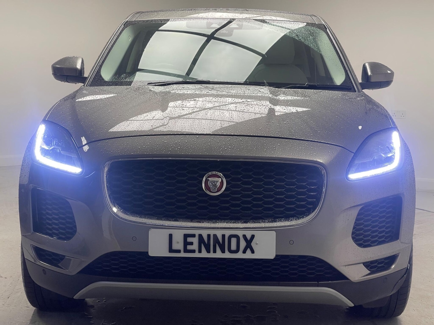 Used Jaguar E-Pace 2020 for sale - 76457085: Photo 2