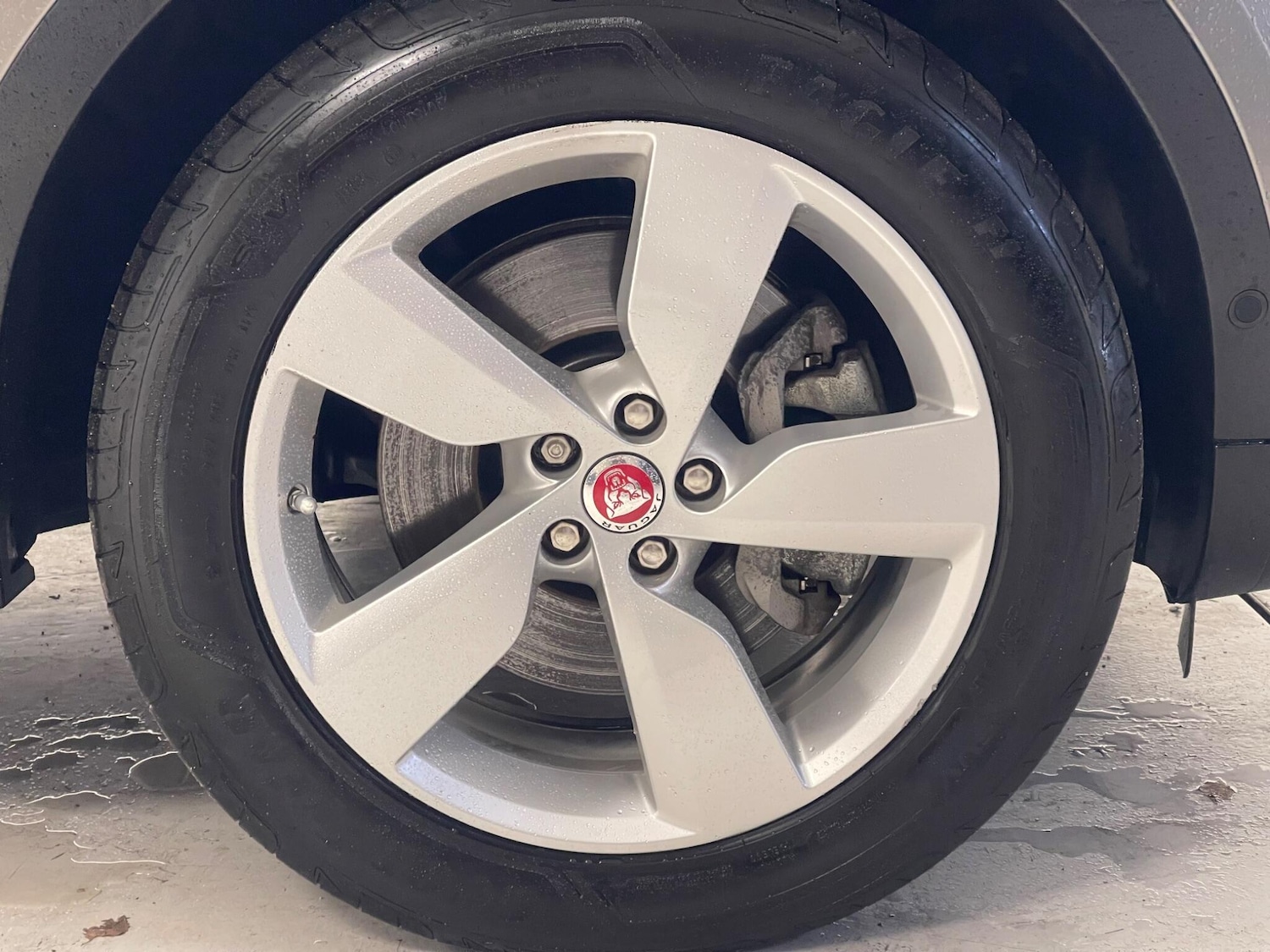 Used Jaguar E-Pace 2020 for sale - 76457085: Photo 28