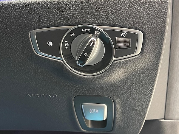 Used Mercedes-Benz E-Class 2020 for sale - 76175098: Photo 11