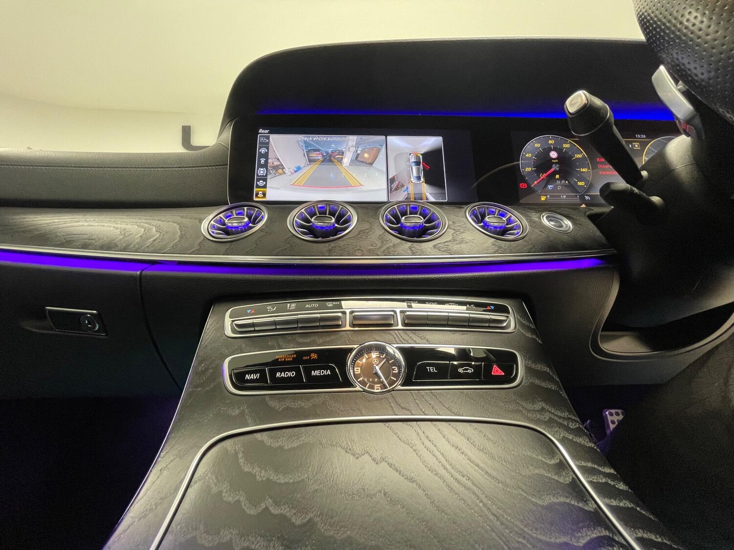 Used Mercedes-Benz E Class 2020 for sale - 76175098: Photo 22