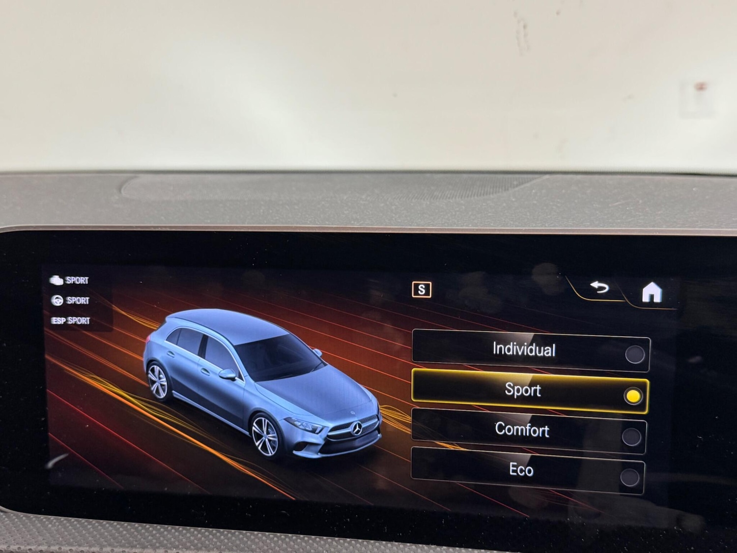 Used Mercedes-Benz A-Class 2019 for sale - 78170416: Photo 23