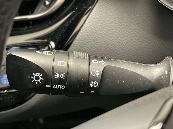 Used Toyota C-HR 2022 for sale - 76137914: Photo 12