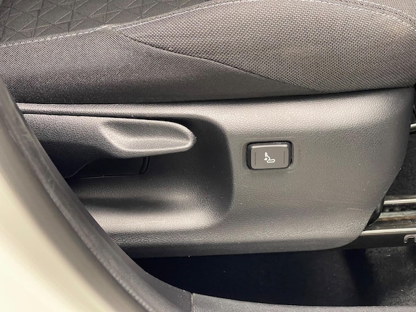 Used Toyota C-HR 2022 for sale - 76137914: Photo 23