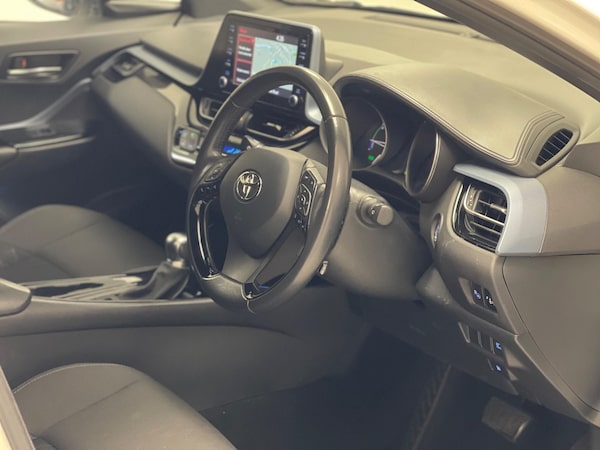Used Toyota C-HR 2022 for sale - 76137914: Photo 8