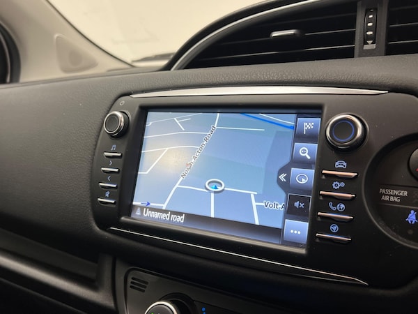 Used Toyota Yaris 2018 for sale - 75687862: Photo 24