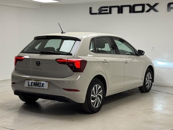 Used Volkswagen Polo 2024 for sale - 78231005: Photo