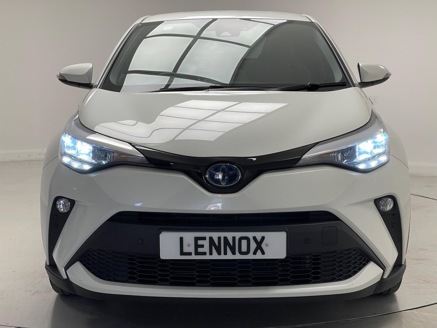 Used Toyota C-HR 2022 for sale - 76498925: Photo 2