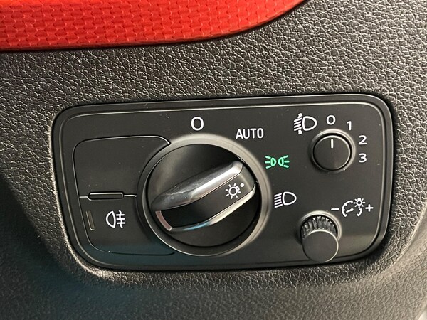 Used Audi Q2 2018 for sale - 75657314: Photo 19