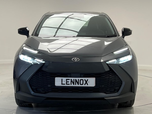 Used Toyota C-HR 2024 for sale - 74851840: Photo 2
