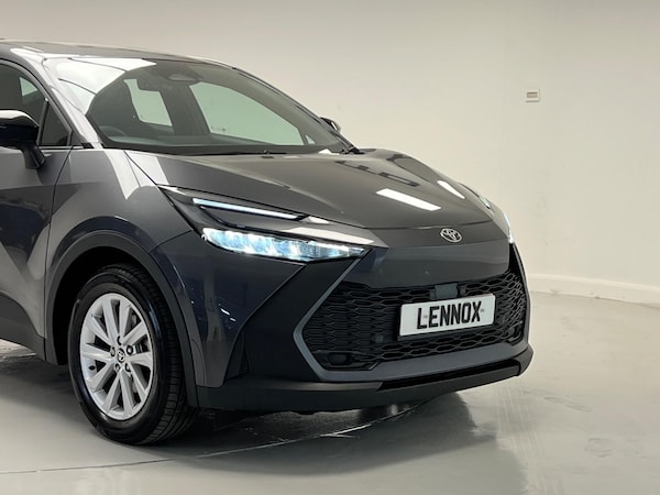 Used Toyota C-HR 2024 for sale - 74851840: Photo 5