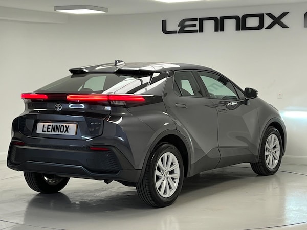 Used Toyota C-HR 2024 for sale - 74851840: Photo 8