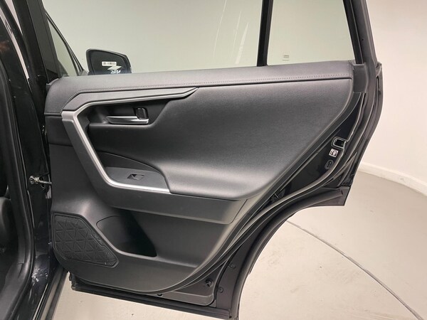 Used Toyota RAV4 2020 for sale - 76059216: Photo 19
