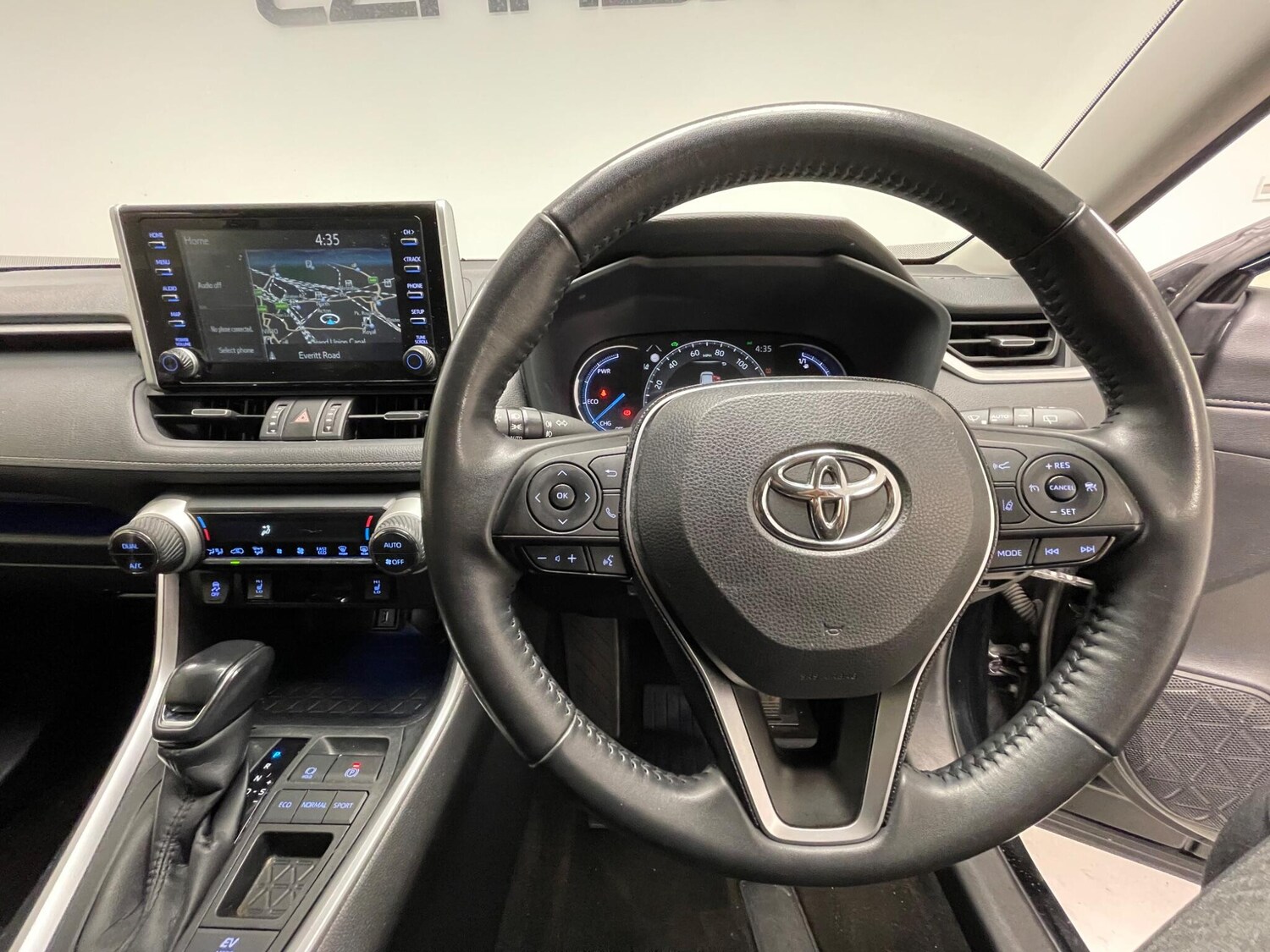 Used Toyota RAV4 2020 for sale - 76059216: Photo 26