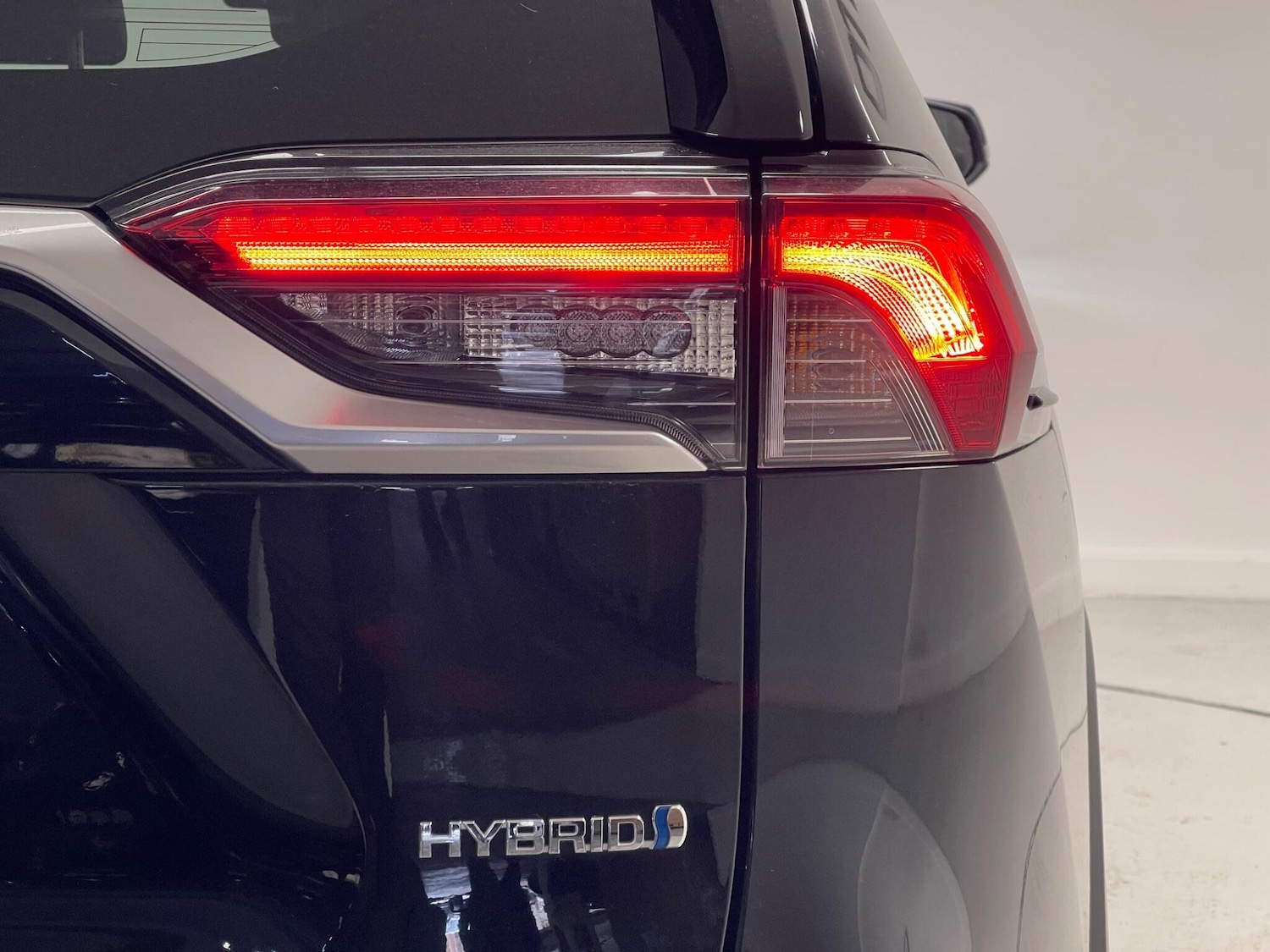 Used Toyota RAV4 2020 for sale - 76059216: Photo 27