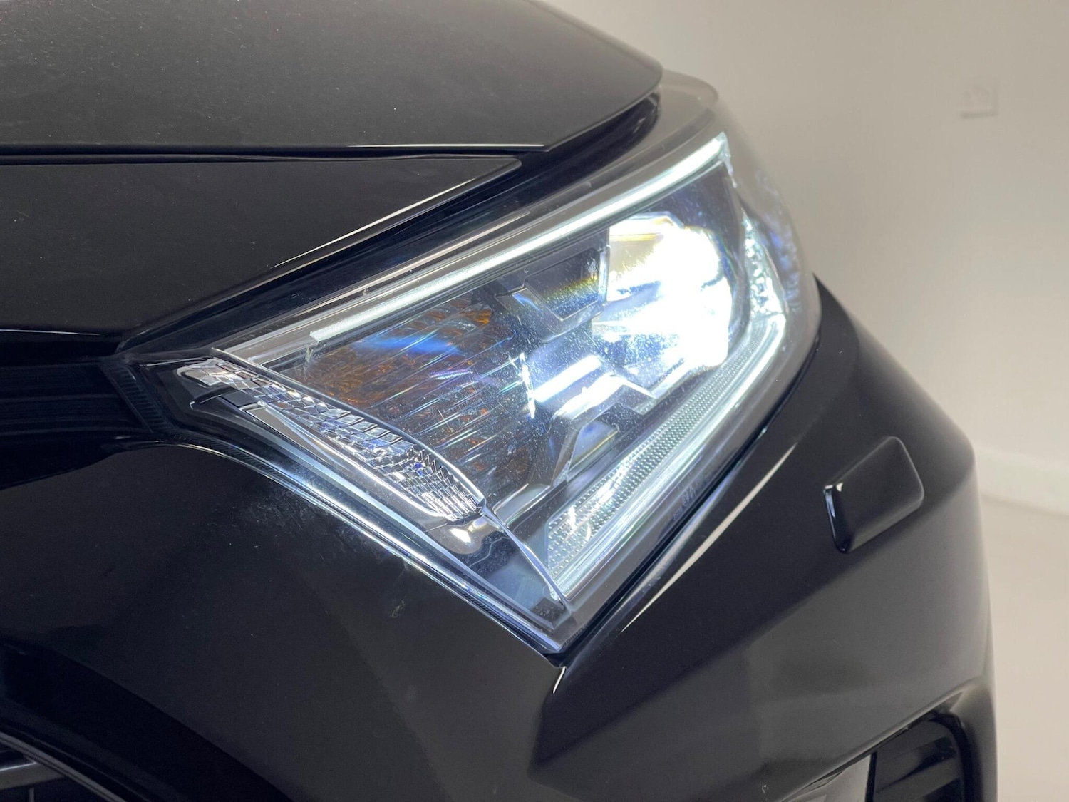 Used Toyota RAV4 2020 for sale - 76059216: Photo 28