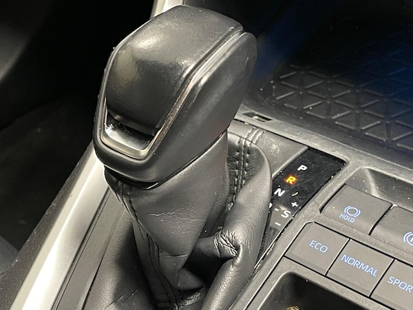 Used Toyota RAV4 2020 for sale - 76059216: Photo 7