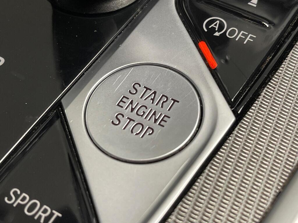 Used BMW 8 Series 2020 for sale - 76855936: Photo 13