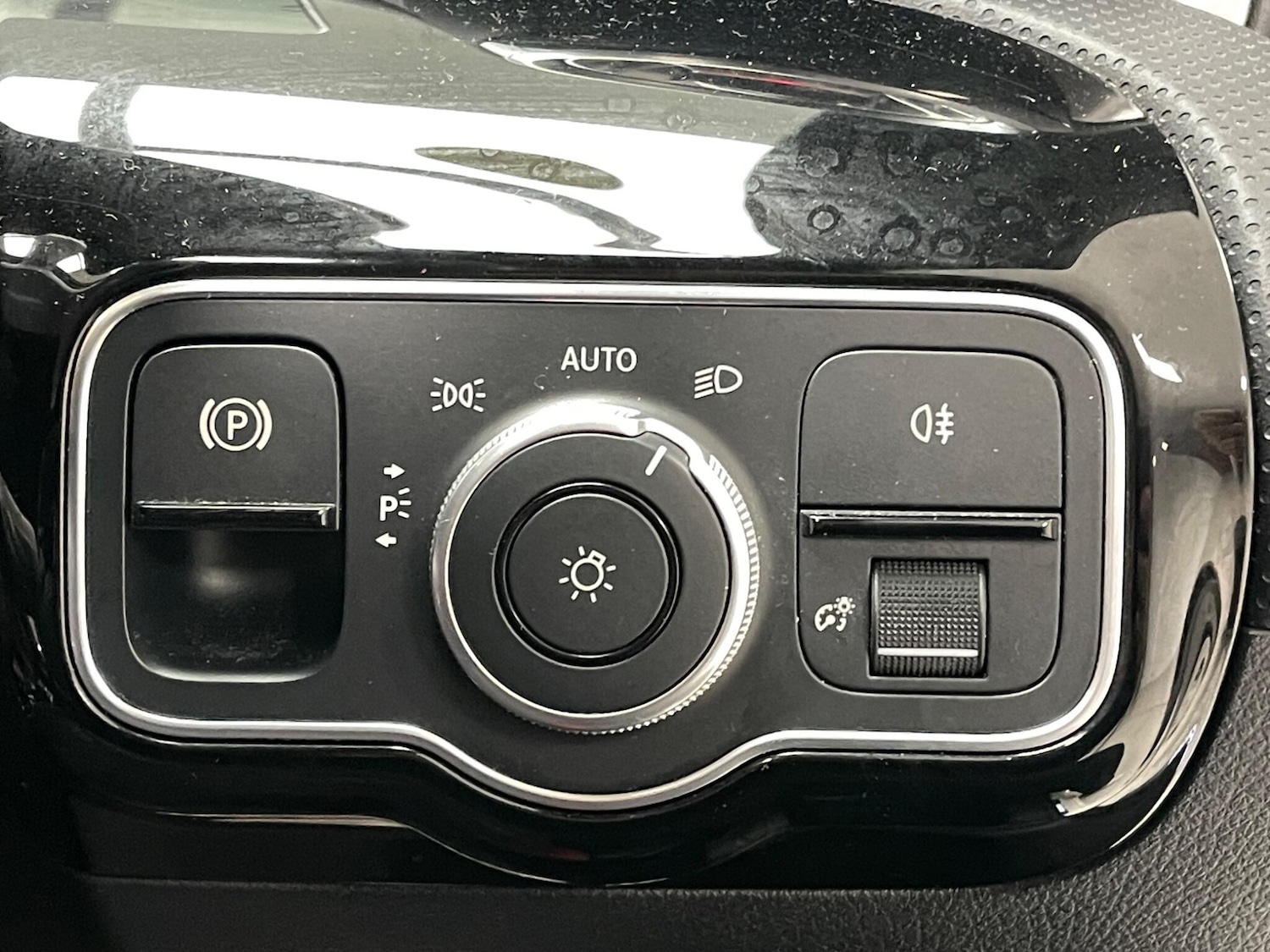 Used Mercedes-Benz CLA for sale - 77216323: Photo 23