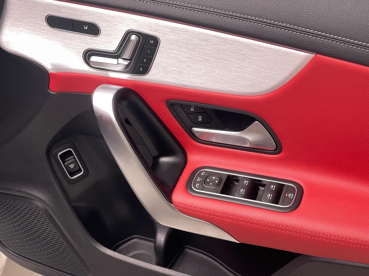 Used Mercedes-Benz CLA for sale - 77216323: Photo 26