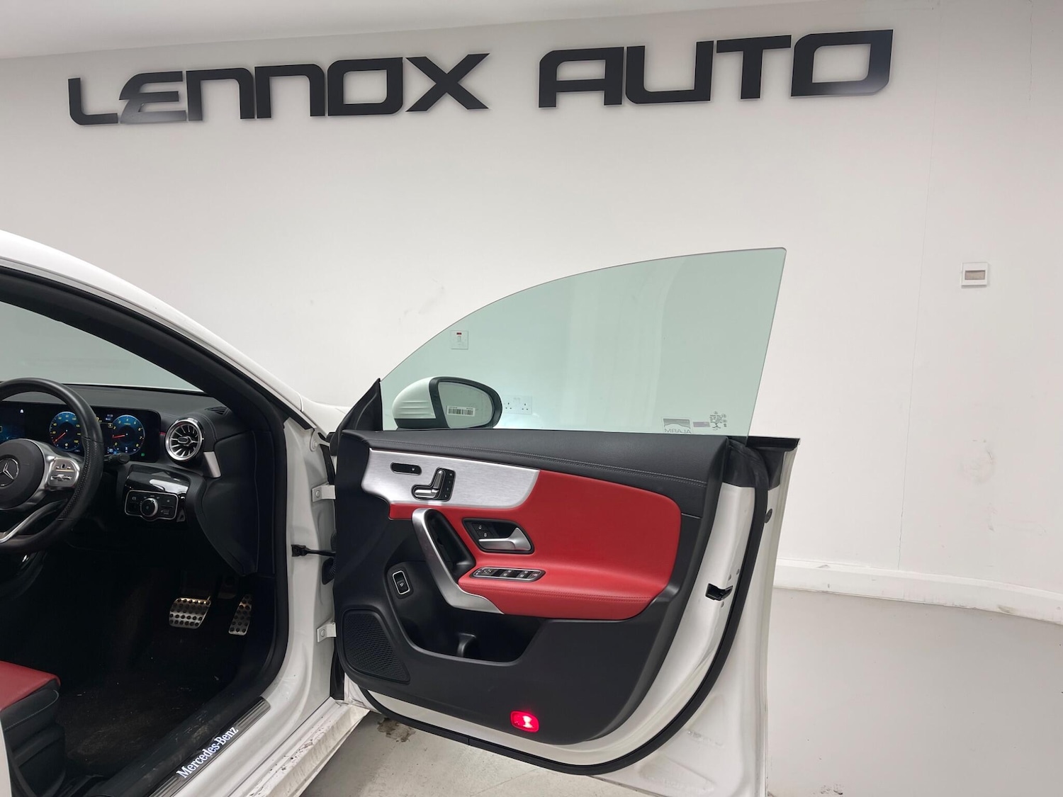 Used Mercedes-Benz CLA for sale - 77216323: Photo 27