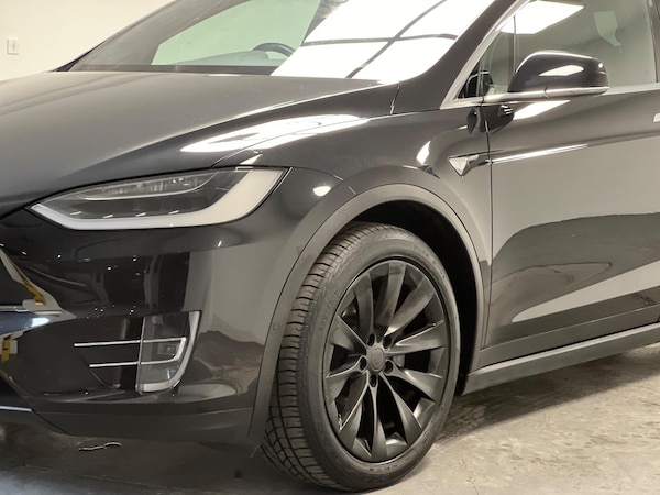 Used Tesla Model X 2017 for sale - 73660077: Photo 24