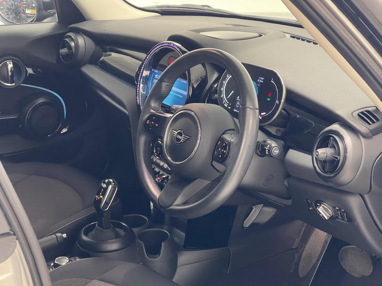 Used MINI Hatch 2023 for sale - 76425309: Photo 12