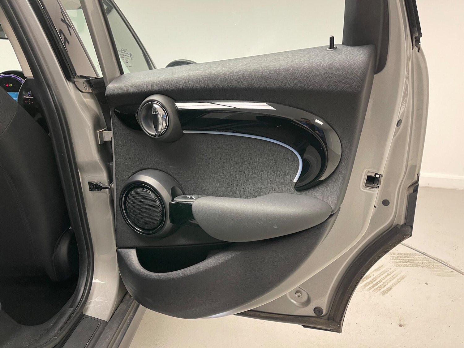 Used MINI Hatch 2023 for sale - 76425309: Photo 26