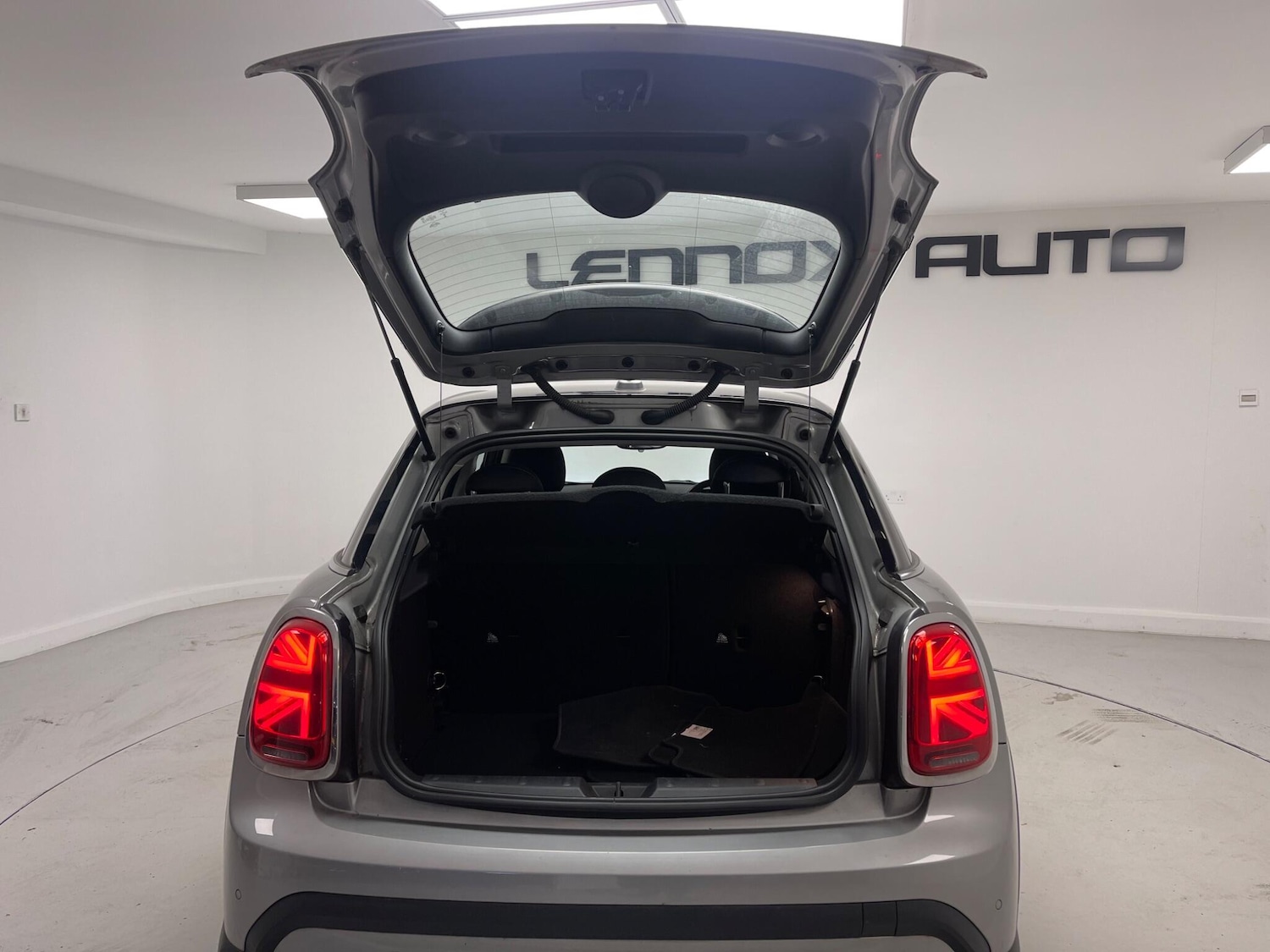 Used MINI Hatch 2023 for sale - 76425309: Photo 35