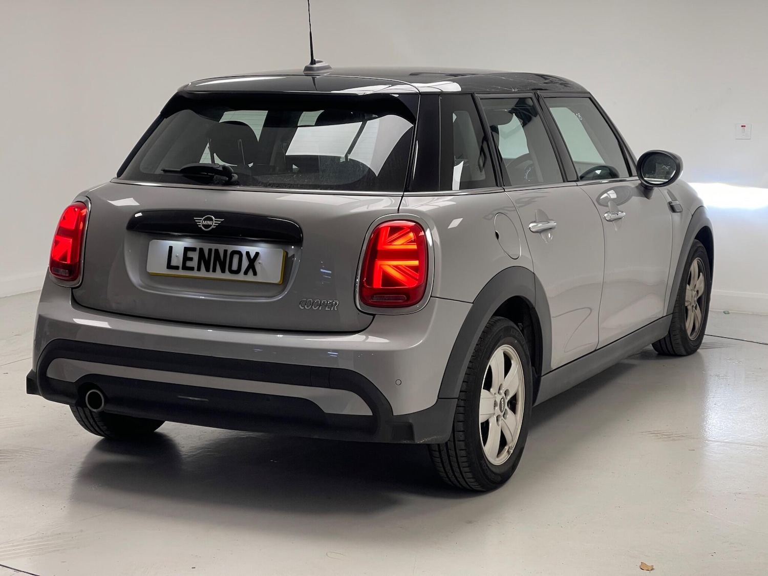 Used MINI Hatch 2023 for sale - 76425309: Photo 6