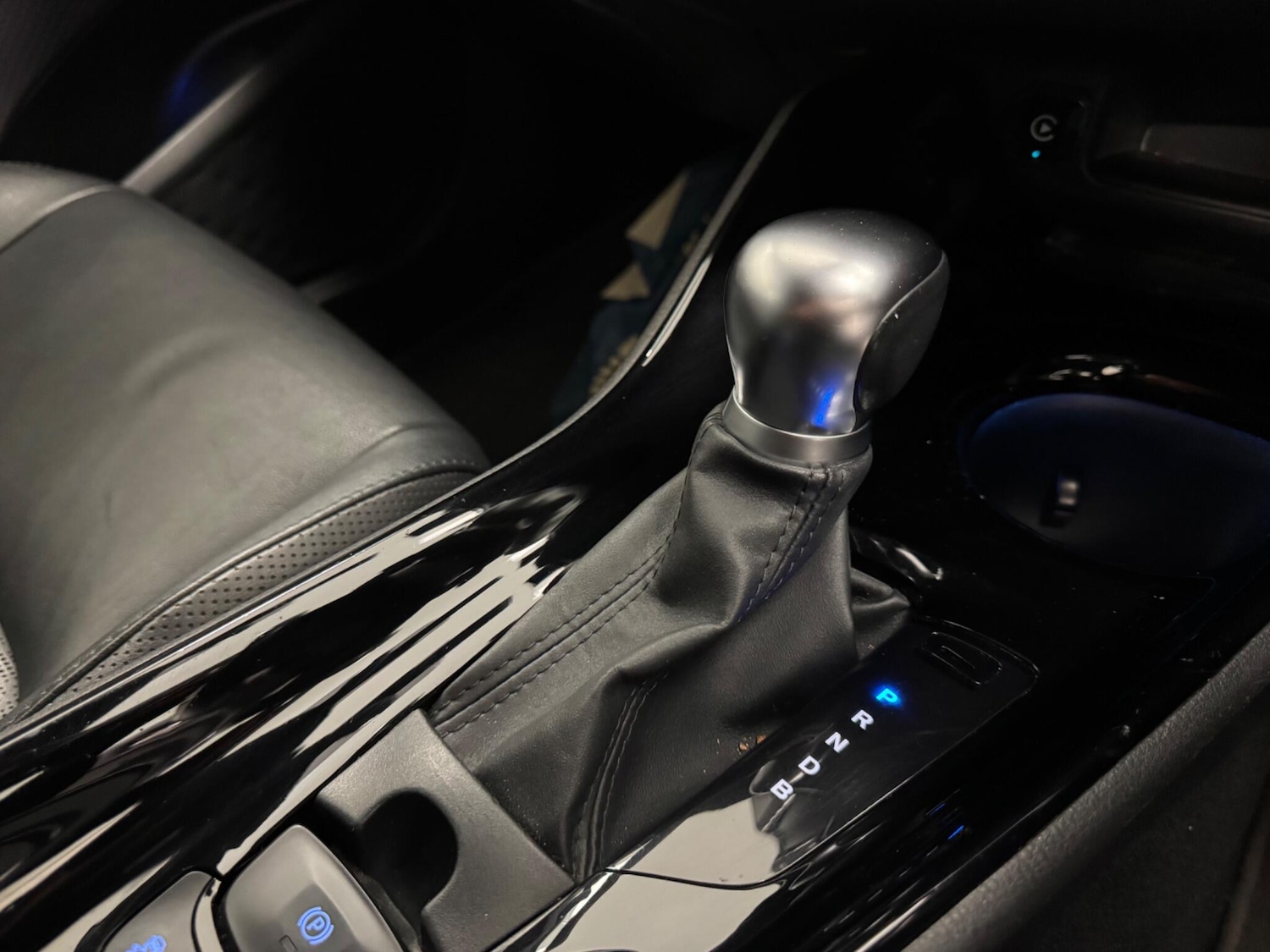 Used Toyota C-HR 2020 for sale - 78057855: Photo 10