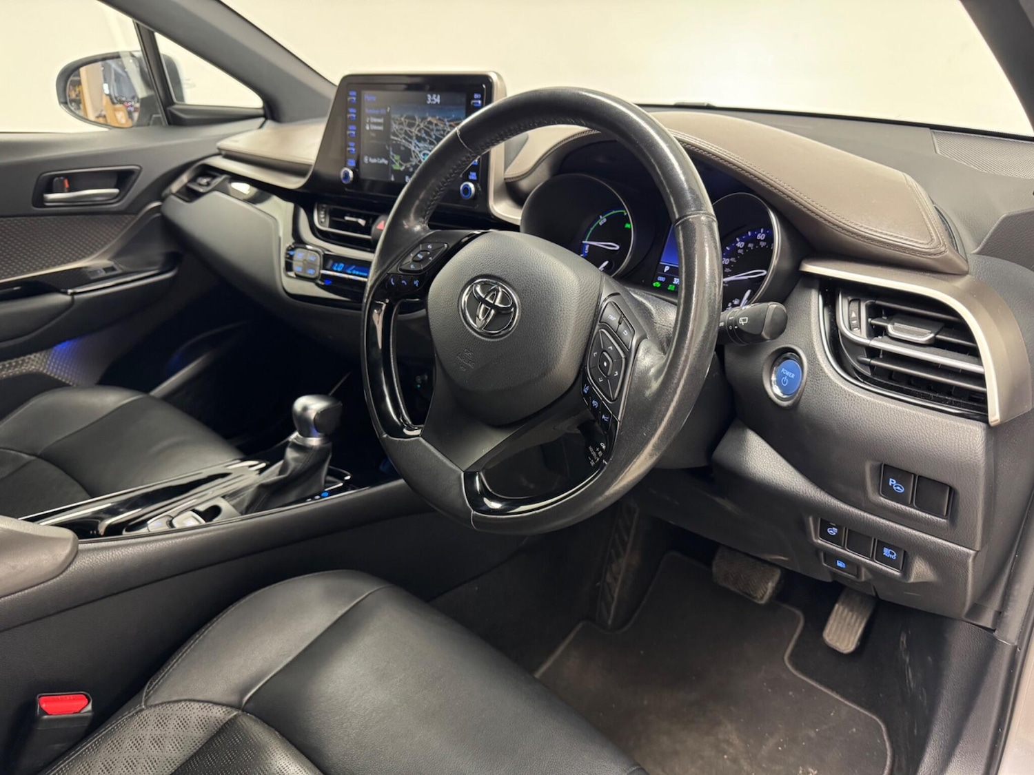 Used Toyota C-HR 2020 for sale - 78057855: Photo 25