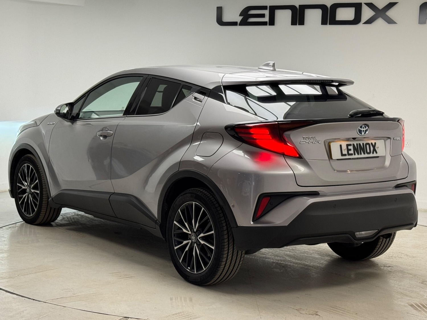 Used Toyota C-HR 2020 for sale - 78057855: Photo 4