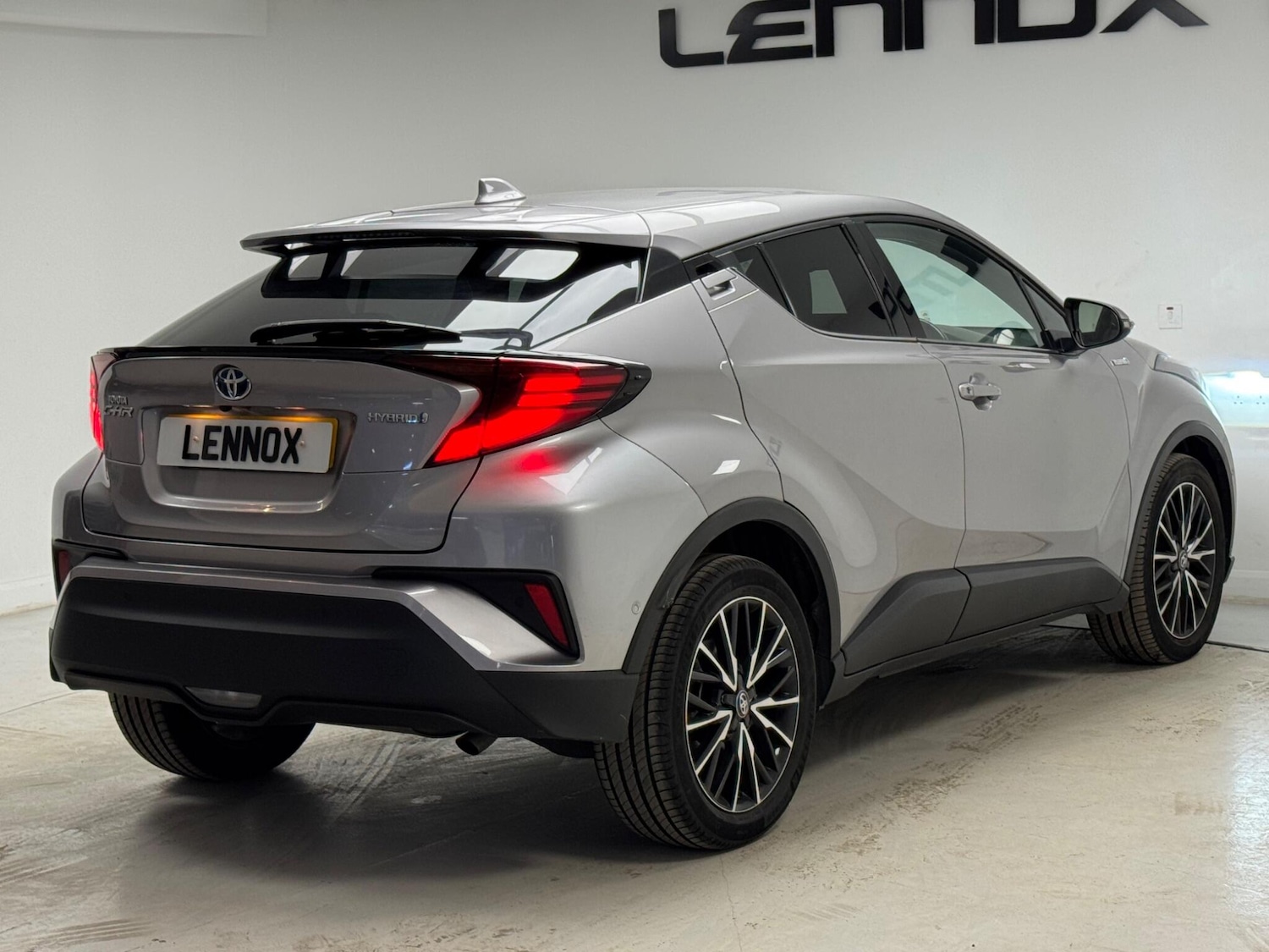 Used Toyota C-HR 2020 for sale - 78057855: Photo 8