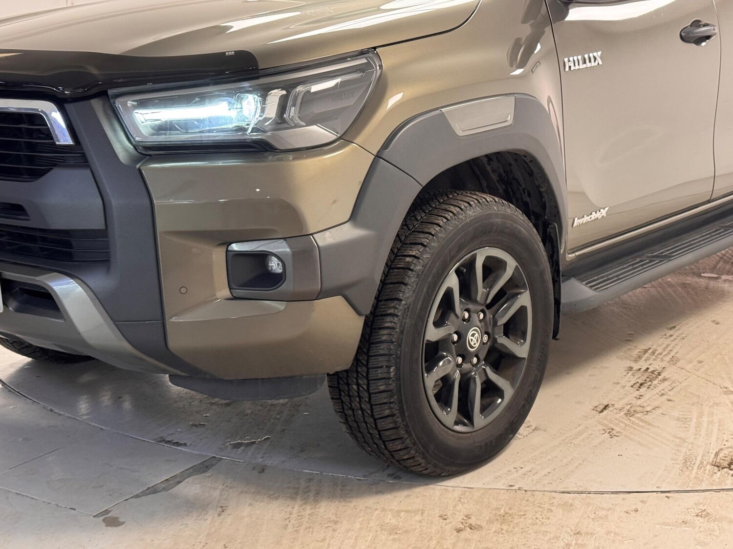 Used Toyota Hilux 2023 for sale - 77611524: Photo 12