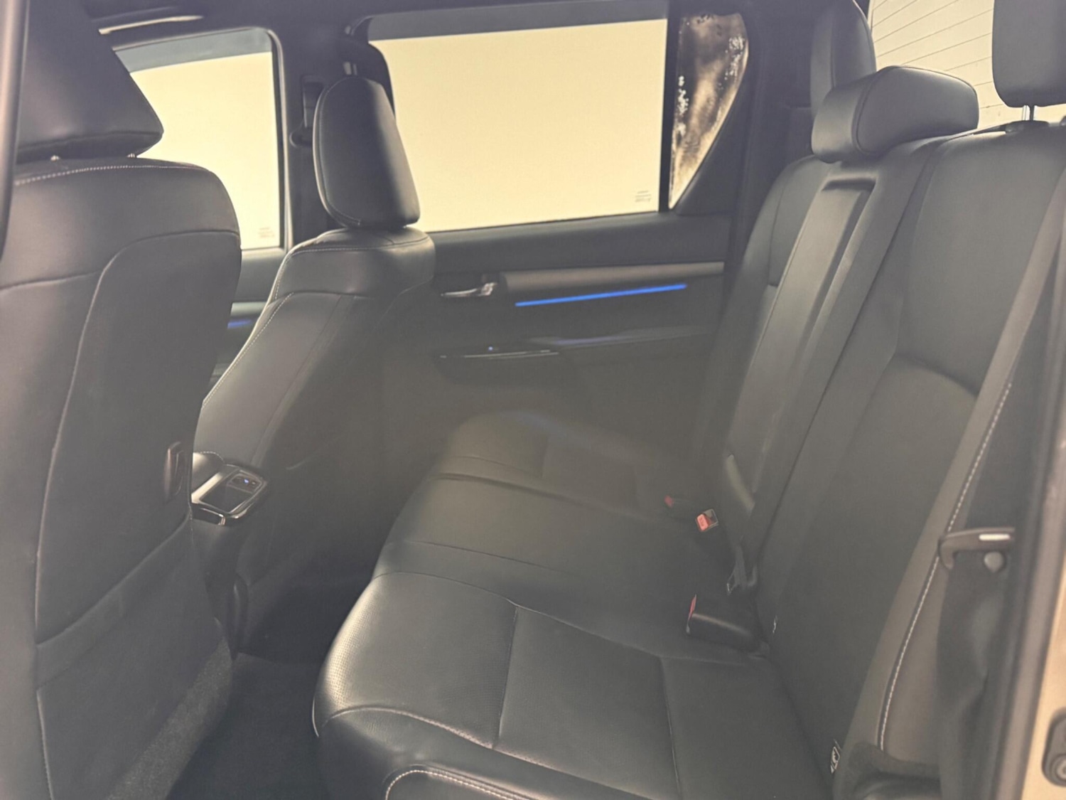 Used Toyota Hilux 2023 for sale - 77611524: Photo 26