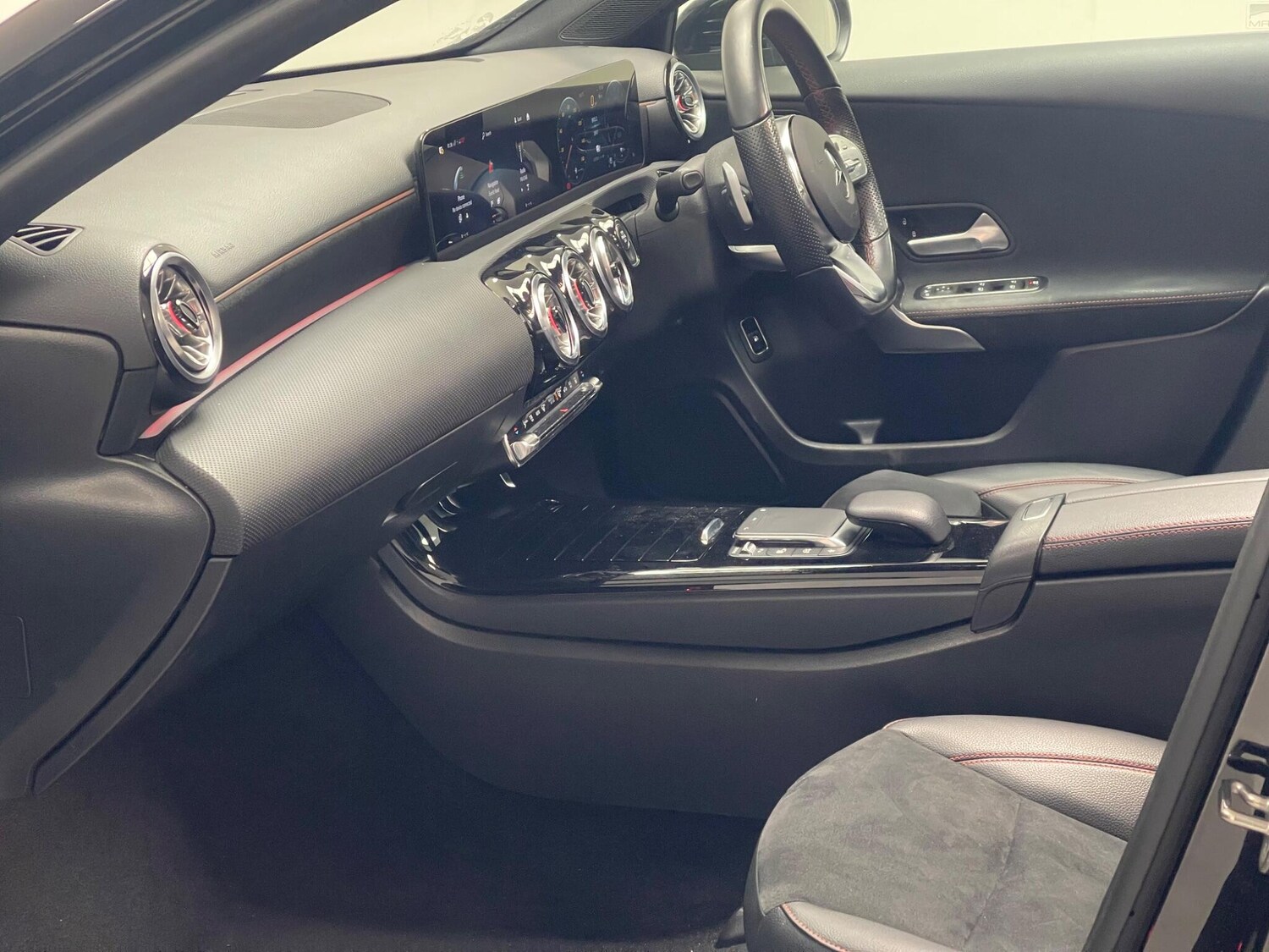 Used Mercedes-Benz A-Class 2022 for sale - 76388514: Photo 32