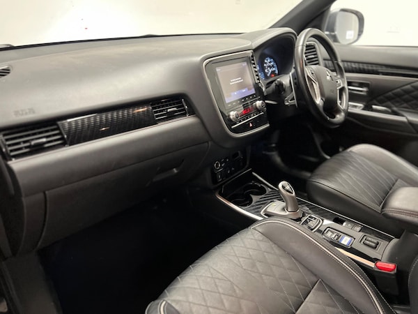 Used Mitsubishi Outlander 2021 for sale - 75333814: Photo 9