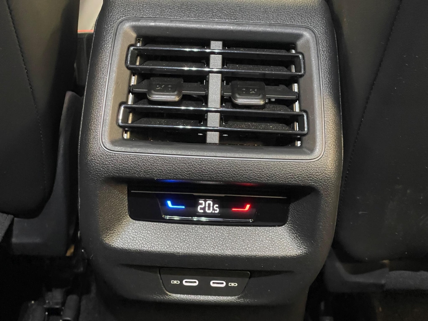 Used Volkswagen Tiguan 2024 for sale - 76398344: Photo 13