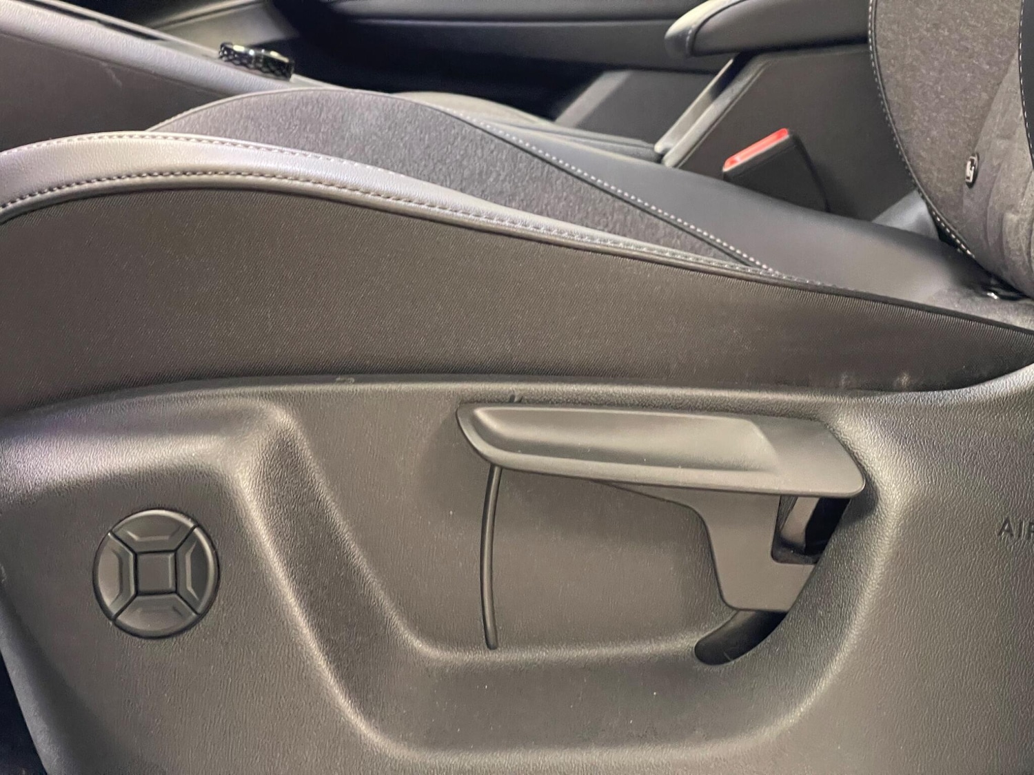 Used Volkswagen Tiguan 2024 for sale - 76398344: Photo 26