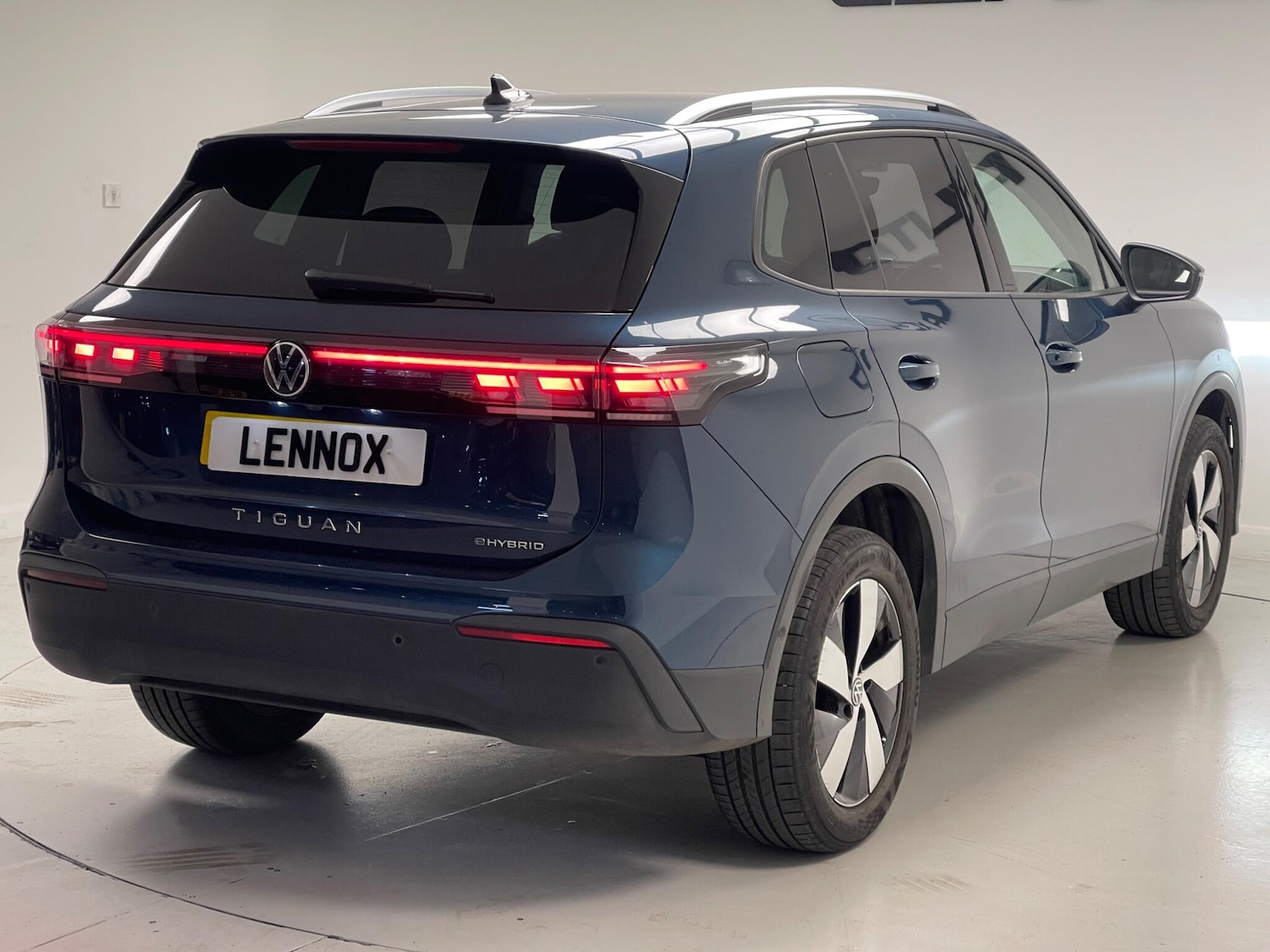 Used Volkswagen Tiguan 2024 for sale - 76398344: Photo 6