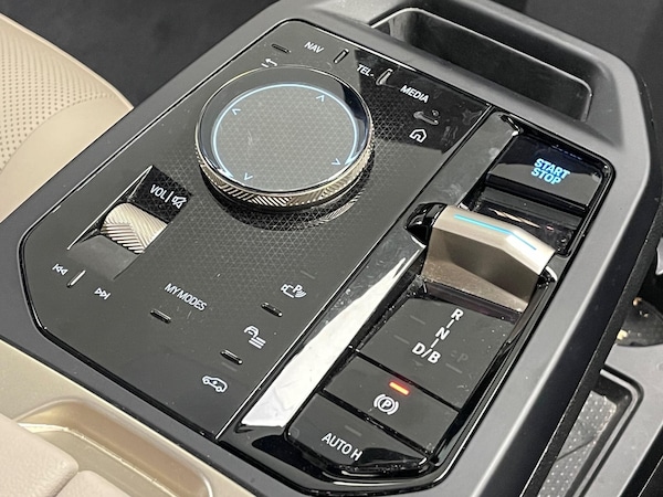 Used BMW iX 2022 for sale - 76108913: Photo 19